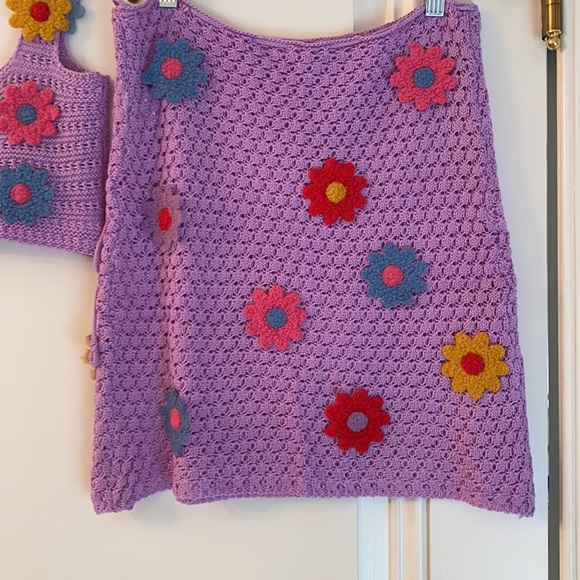 Lavender crochet flower shirt/top set - Picture 4 of 7
